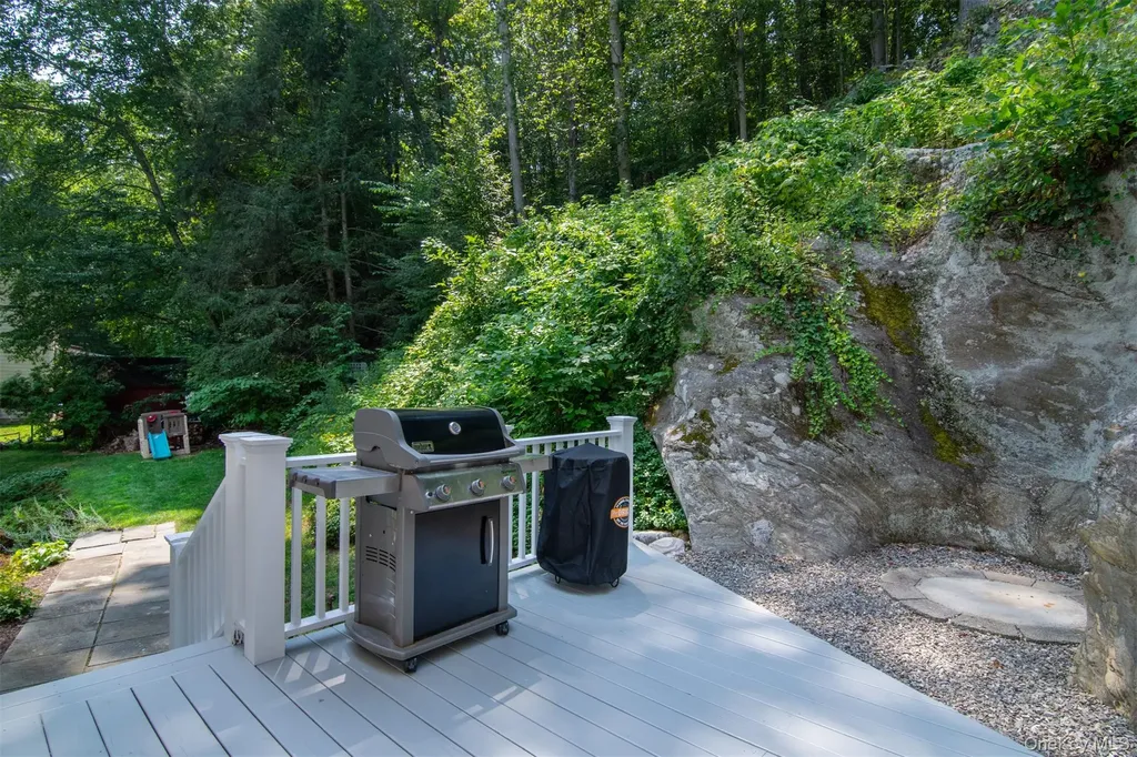 101 Appleby Drive Bedford NY 10506