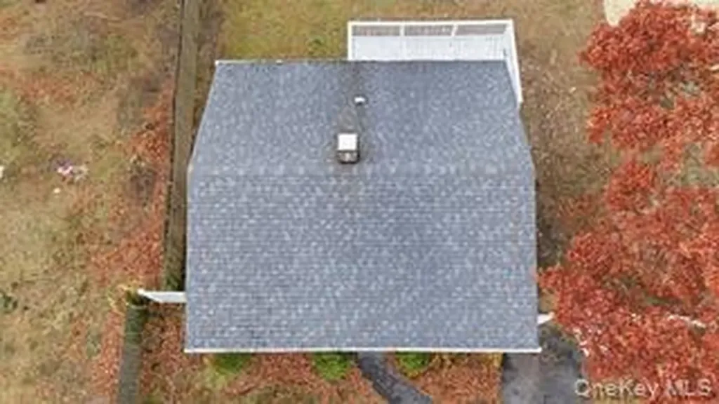 4 Beechwood Drive Shirley NY 11967
