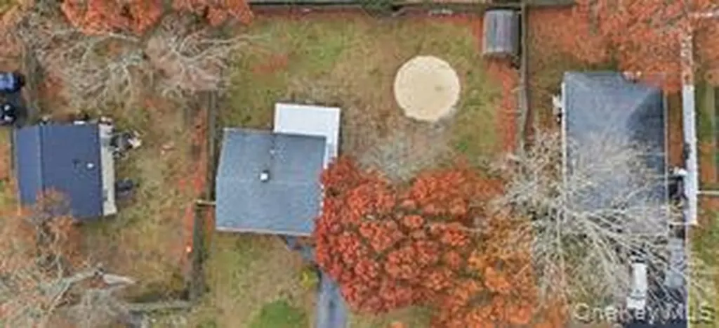 4 Beechwood Drive Shirley NY 11967