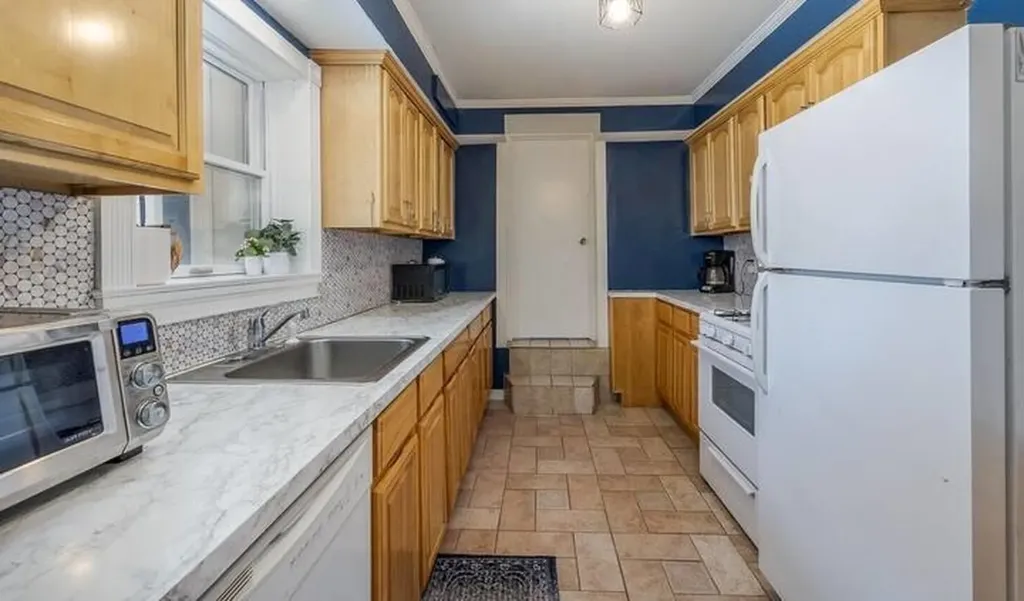 135 Taft Avenue Long Beach NY 11561
