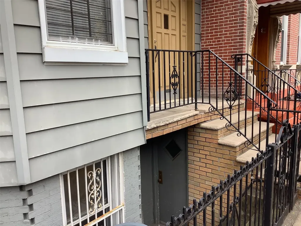 2027 Bleecker Street Ridgewood NY 11385