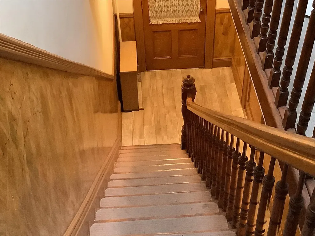 2027 Bleecker Street Ridgewood NY 11385