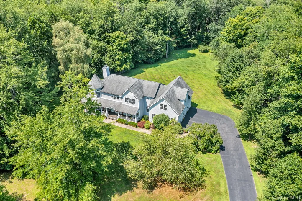 42 Amandas Way Lagrangeville NY 12540