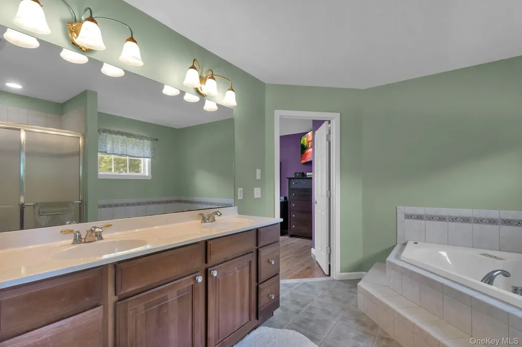 42 Amandas Way Lagrangeville NY 12540