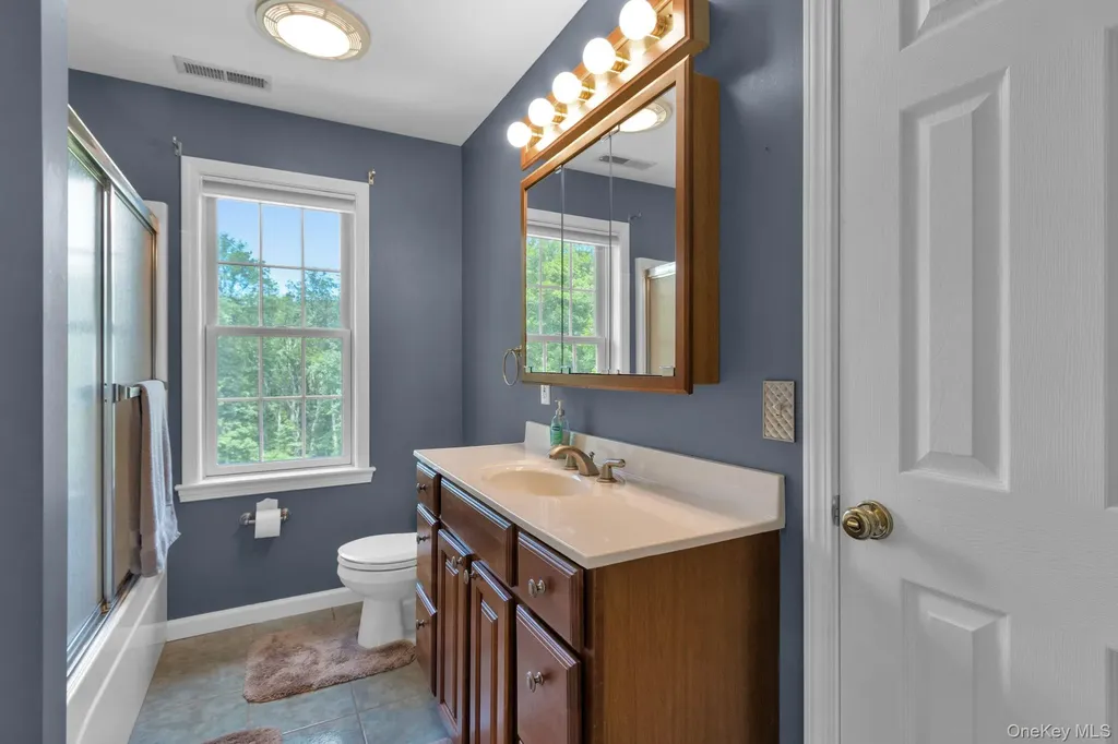 42 Amandas Way Lagrangeville NY 12540
