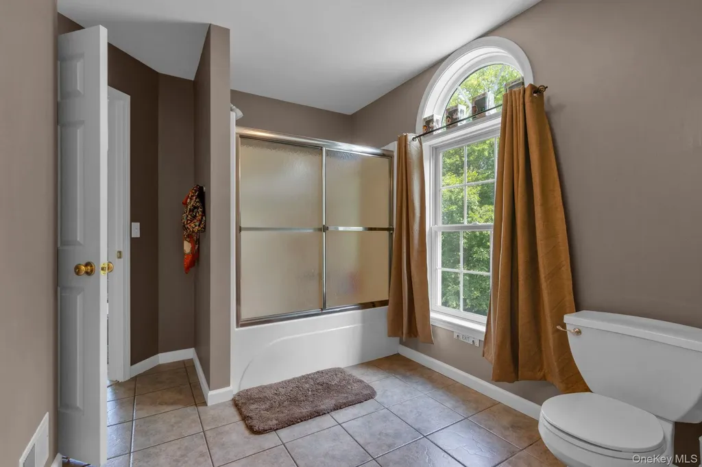 42 Amandas Way Lagrangeville NY 12540
