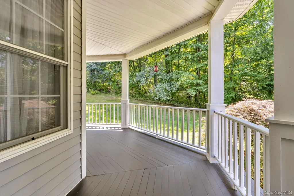 42 Amandas Way Lagrangeville NY 12540