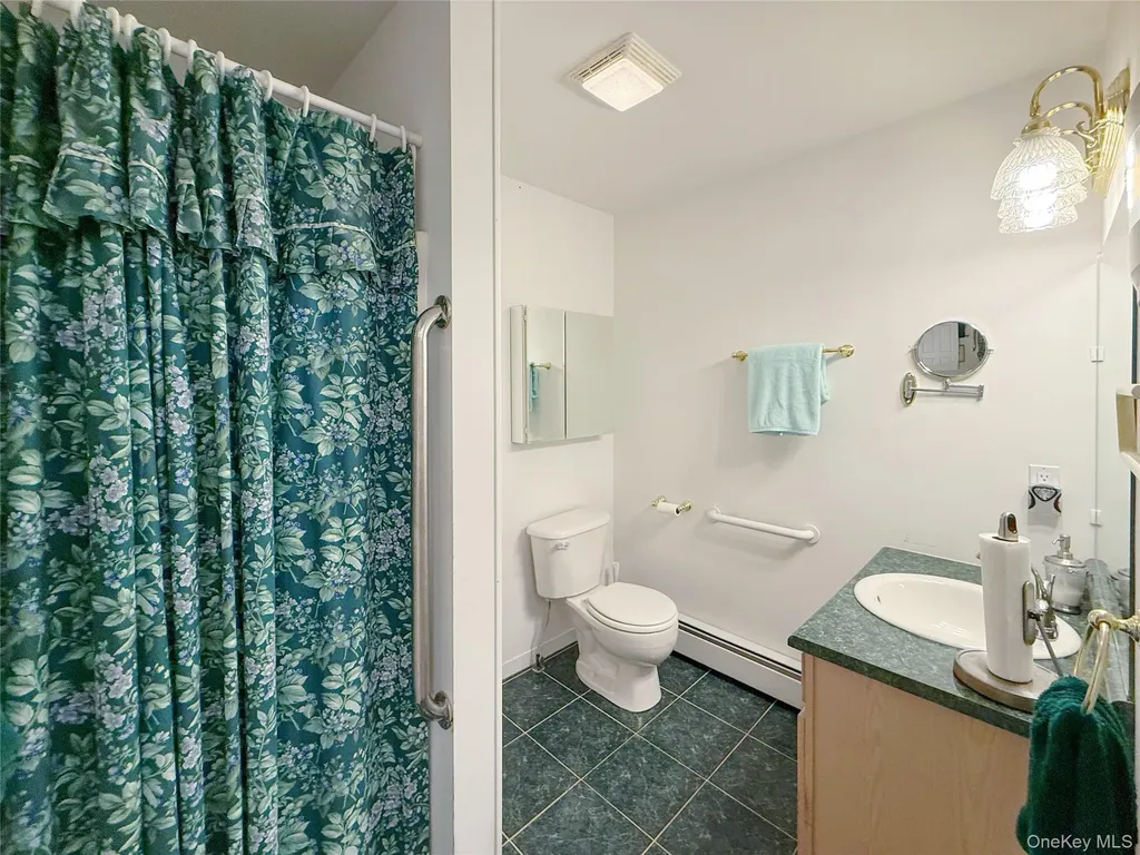 34 Feiertag Road Middletown NY 10941