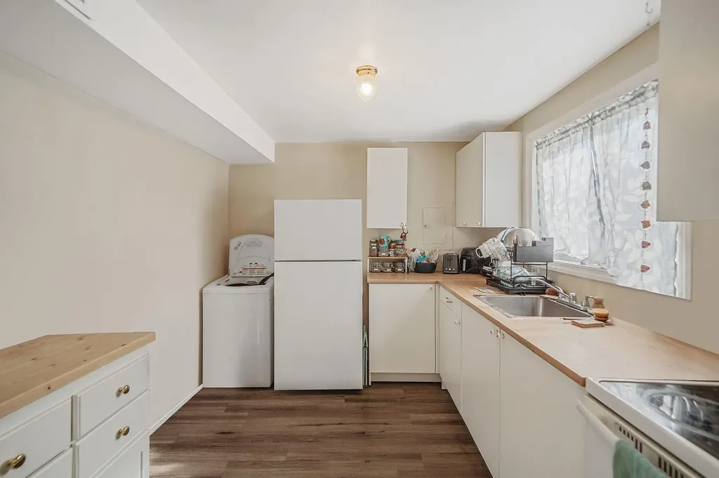 12 Circle Drive E East Patchogue NY 11772