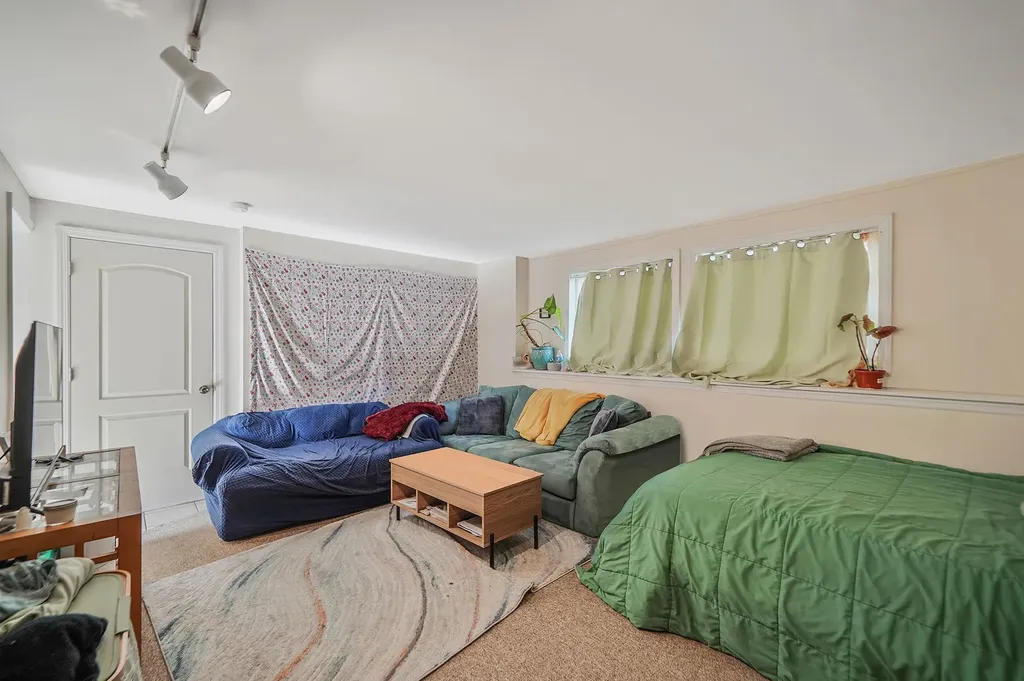12 Circle Drive E East Patchogue NY 11772