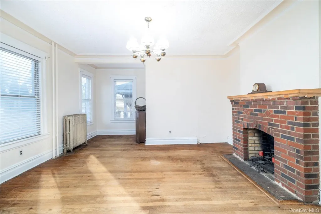 2483 Central Avenue Baldwin NY 11510