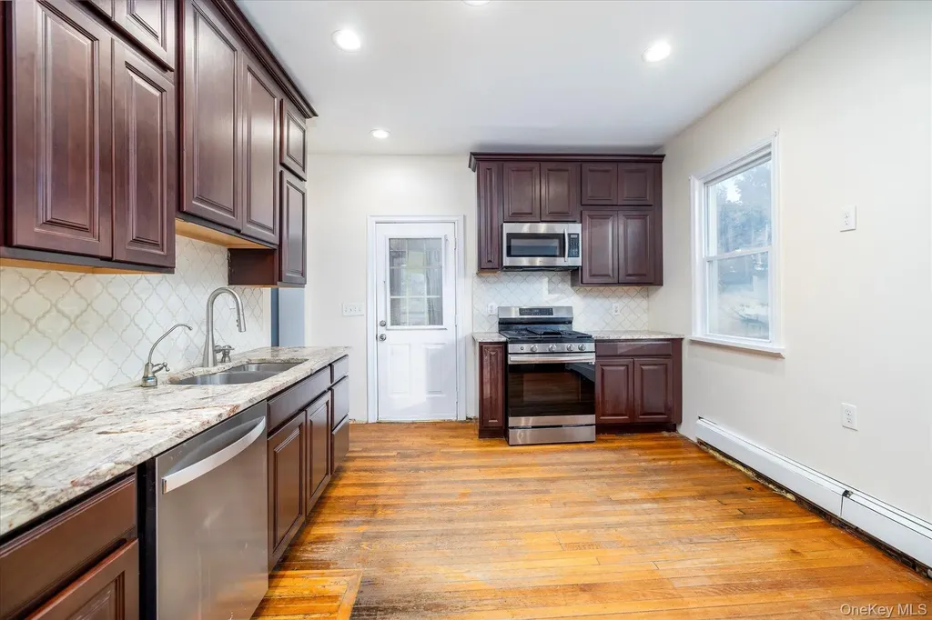 2483 Central Avenue Baldwin NY 11510