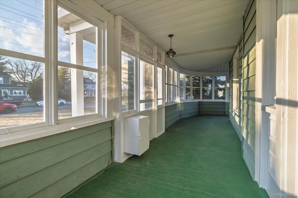 2483 Central Avenue Baldwin NY 11510