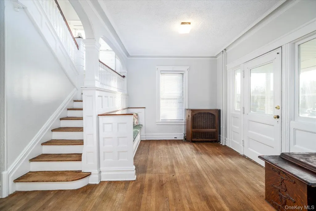 2483 Central Avenue Baldwin NY 11510