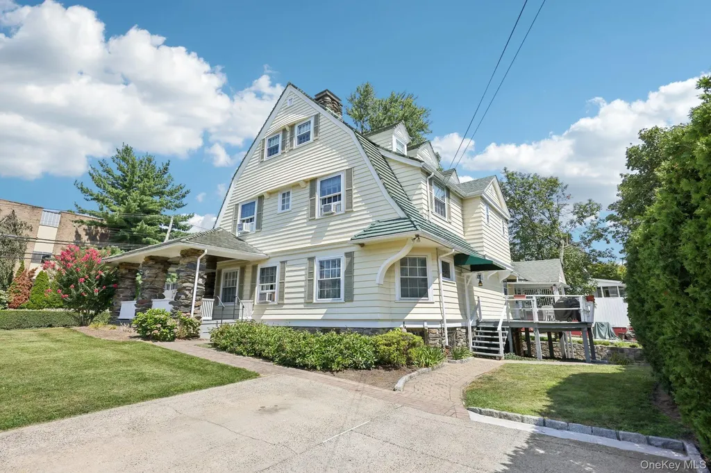 466 Palisade Avenue Yonkers NY 10703