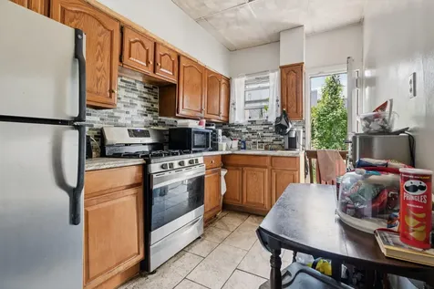 14 E 31st Street Brooklyn NY 11226