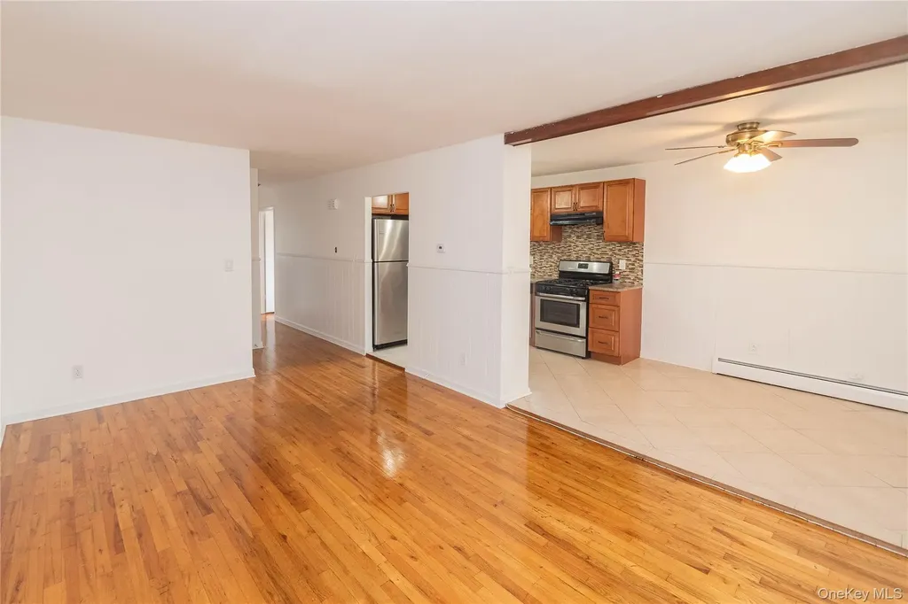 926 Vincent Avenue Bronx NY 10465