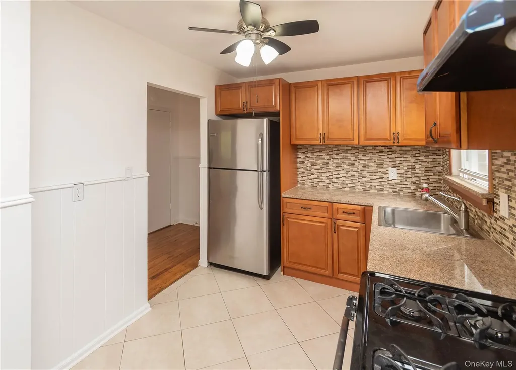 926 Vincent Avenue Bronx NY 10465