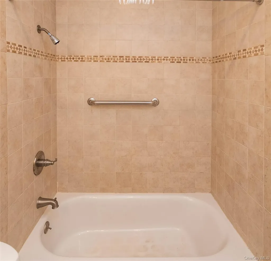 926 Vincent Avenue Bronx NY 10465