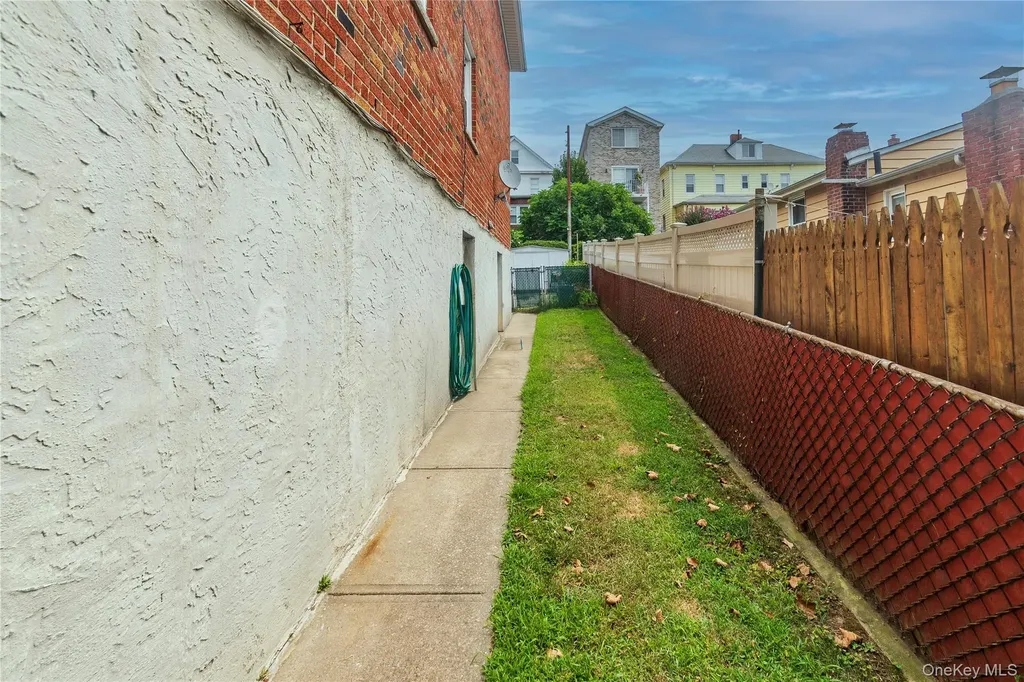 926 Vincent Avenue Bronx NY 10465