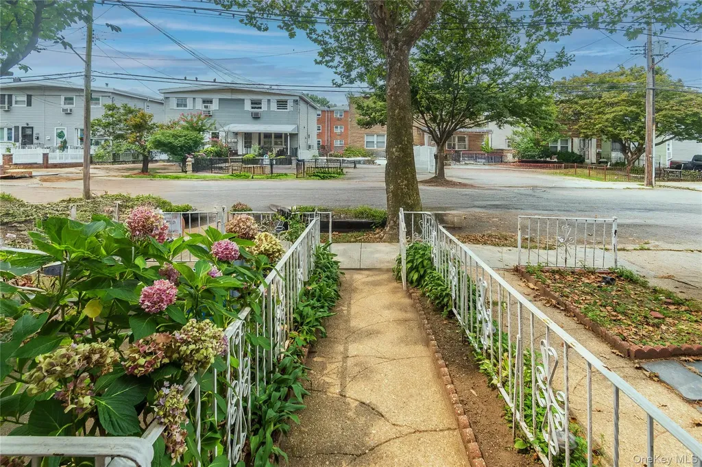 926 Vincent Avenue Bronx NY 10465