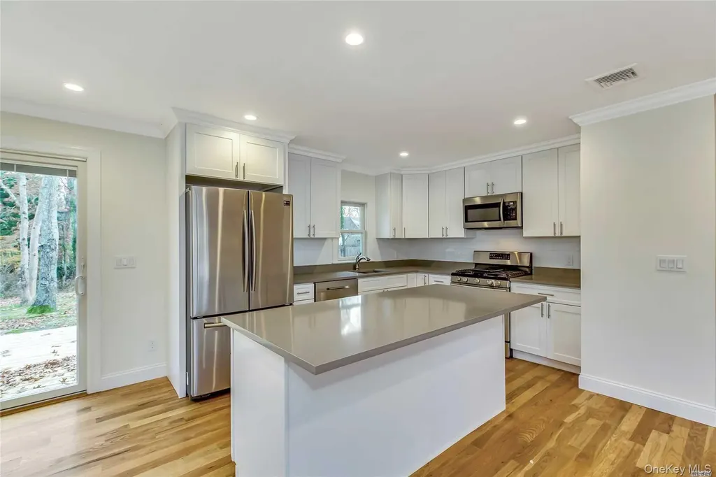 51 Ocean Avenue Hampton Bays NY 11946