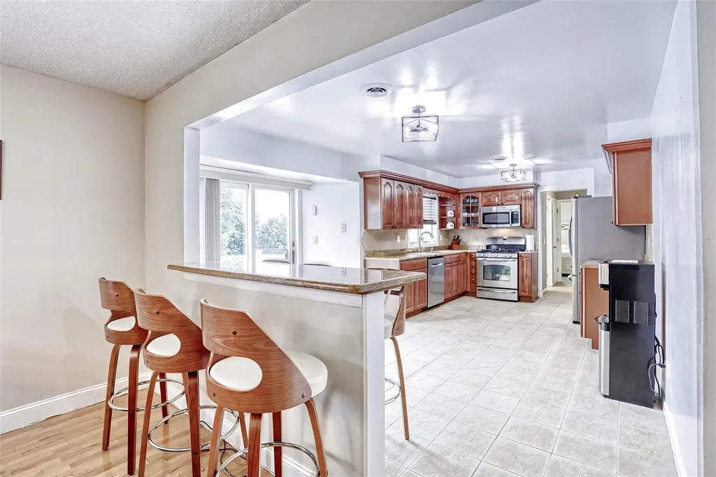 27 Ossman Drive Pomona NY 10970