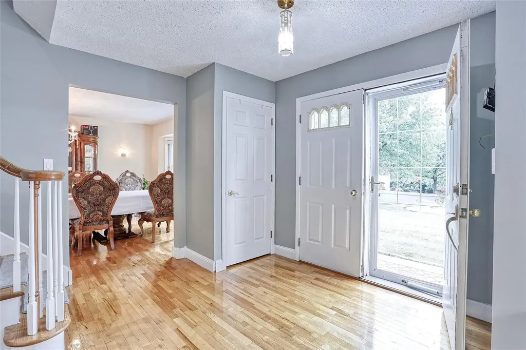 27 Ossman Drive Pomona NY 10970