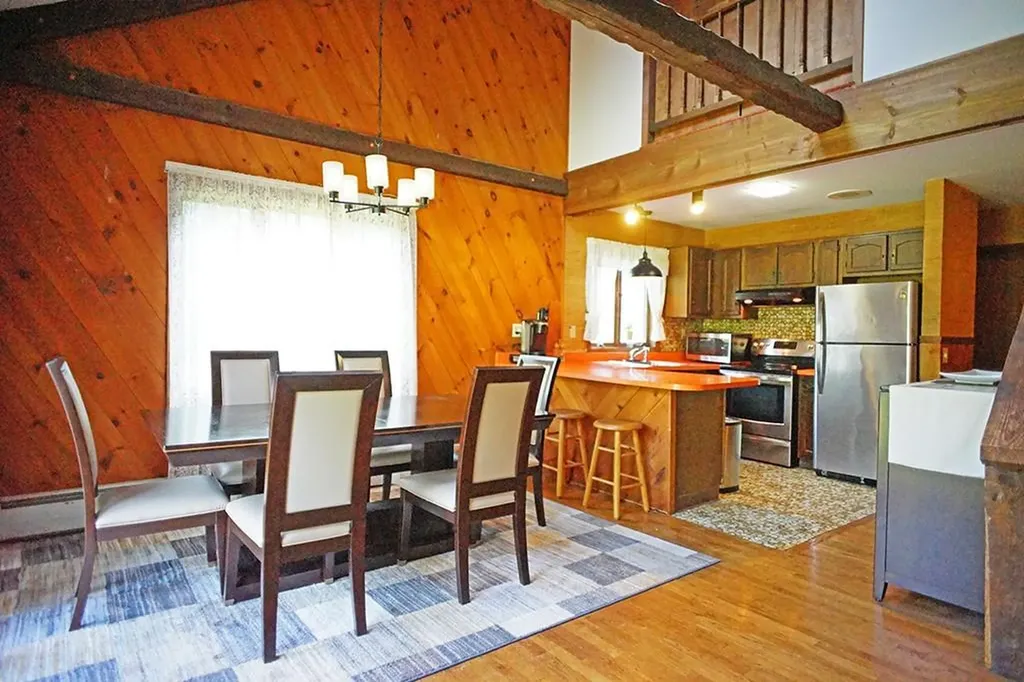 3 Dill Lane Poughkeepsie NY 12601