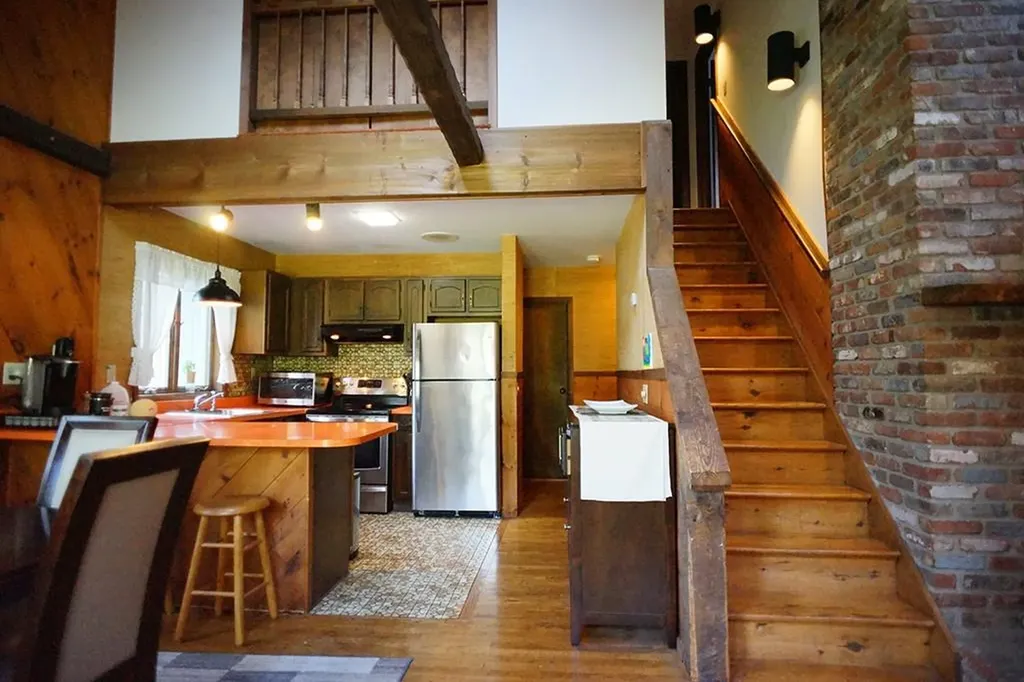 3 Dill Lane Poughkeepsie NY 12601