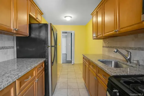 95 Sedgwick Avenue Yonkers NY 10705