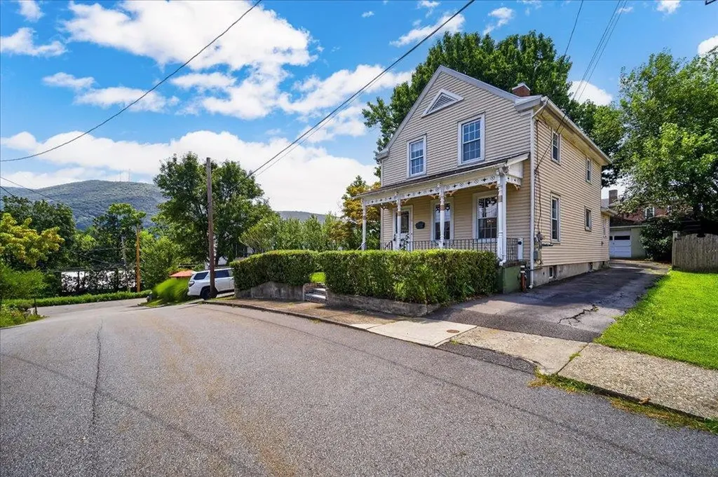 111 Vine Street Beacon NY 12508