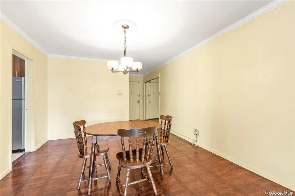 1205 E Broadway Hewlett NY 11557