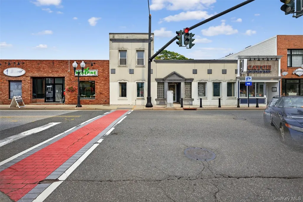 65 N Ocean Avenue Patchogue NY 11772