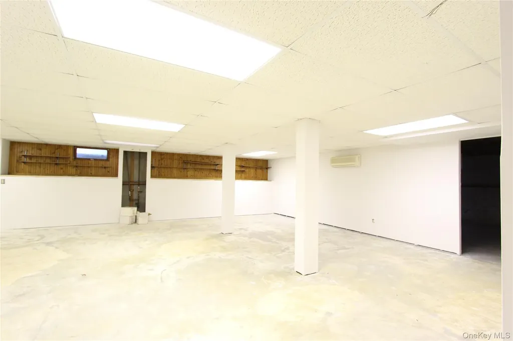 54 Aspen Lane Stony Brook NY 11790