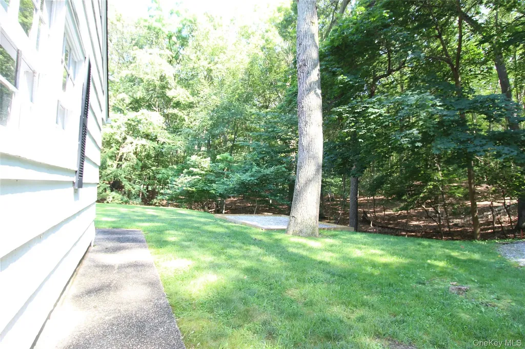 54 Aspen Lane Stony Brook NY 11790