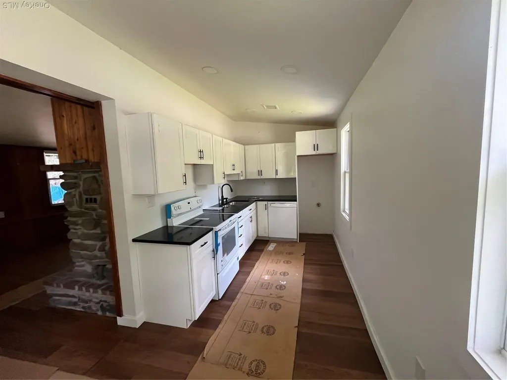 6115 State Route 52 Cochecton NY 12726