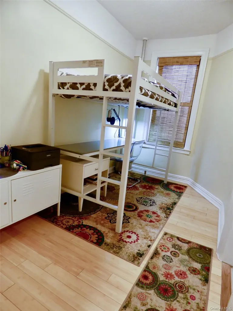 941 Jerome Avenue Bronx NY 10452