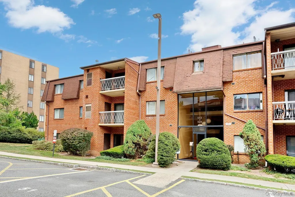 518 Kennedy Drive Spring Valley NY 10977