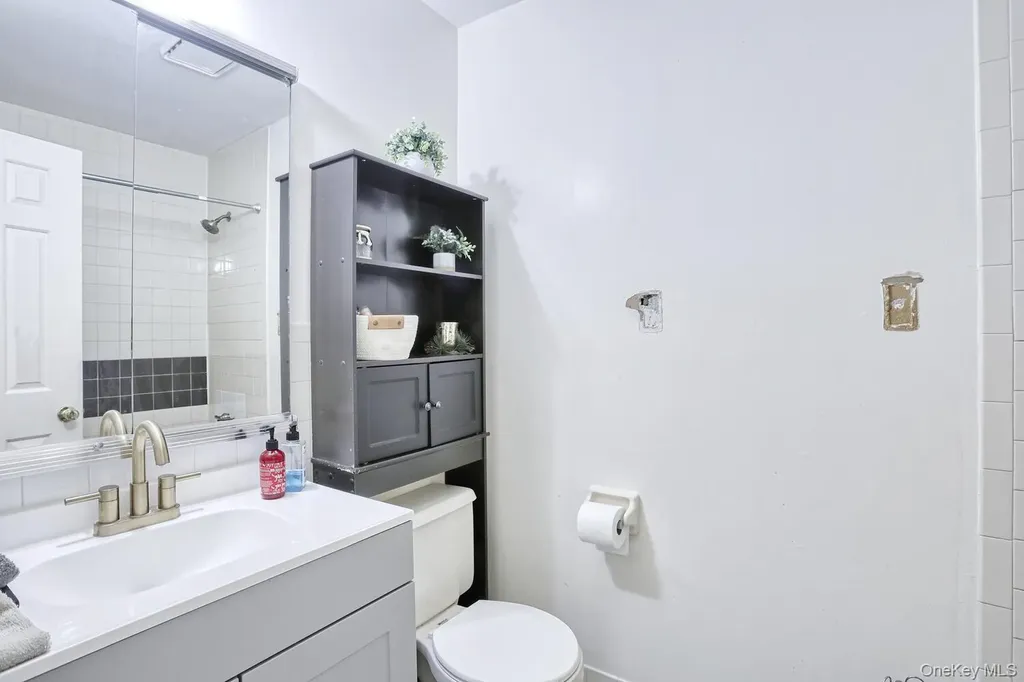 518 Kennedy Drive Spring Valley NY 10977
