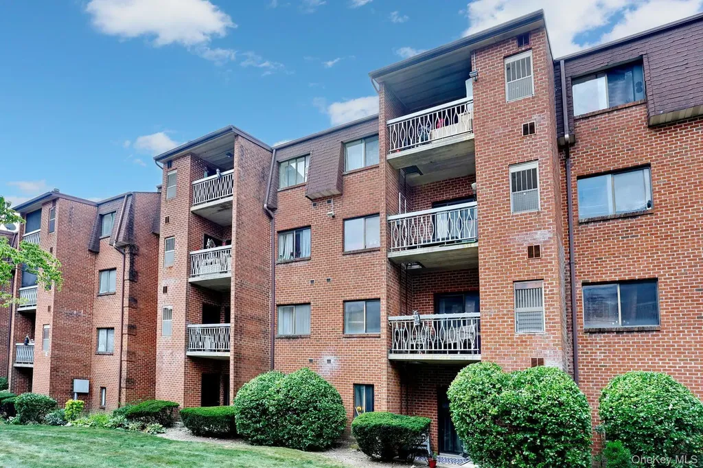 518 Kennedy Drive Spring Valley NY 10977