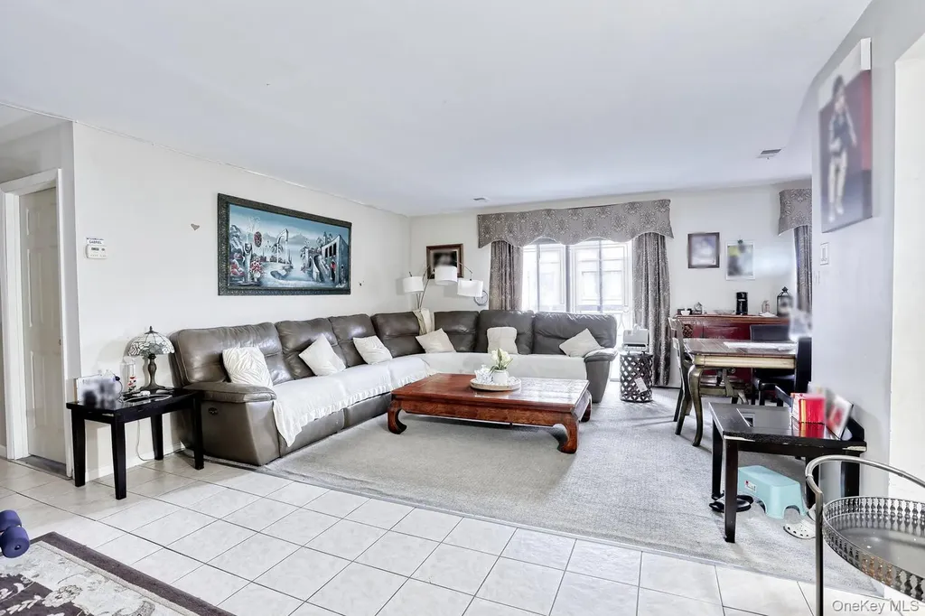 518 Kennedy Drive Spring Valley NY 10977
