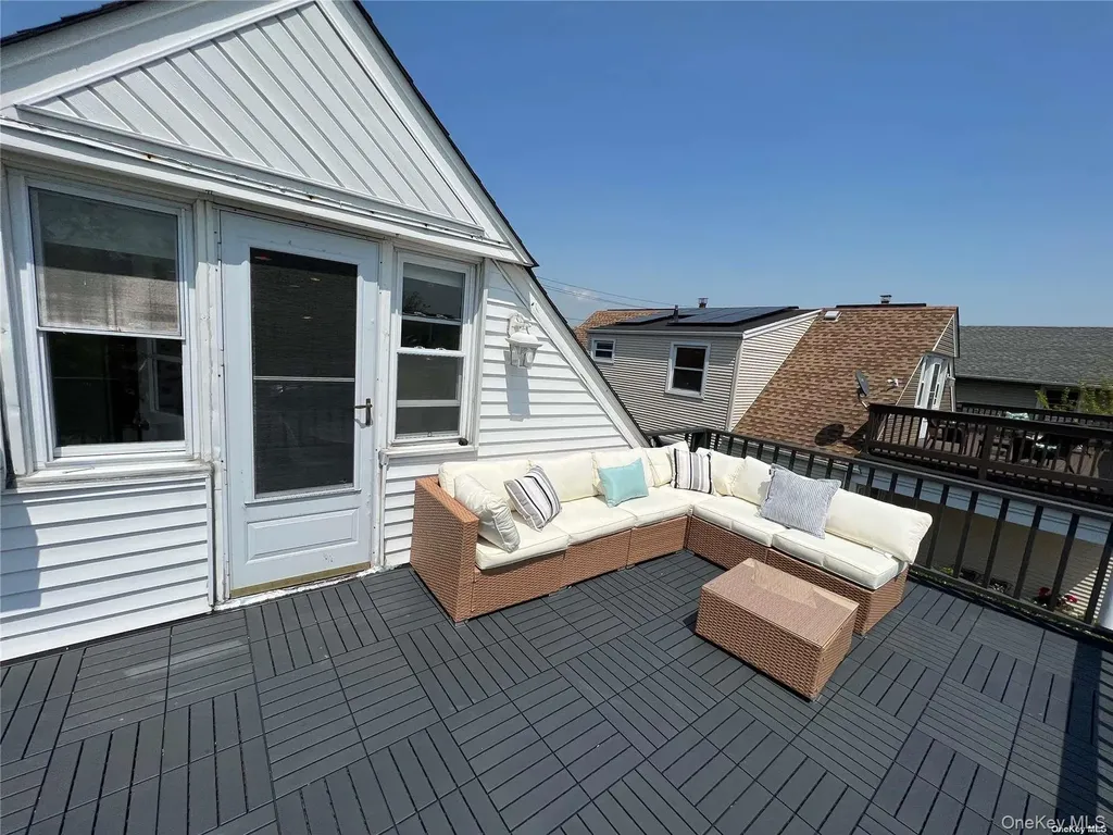 545 E Park Avenue Long Beach NY 11561