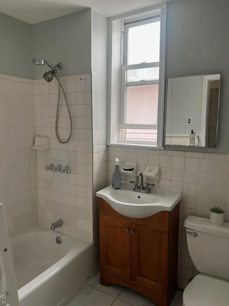 2267 Bruckner Boulevard Bronx NY 10472