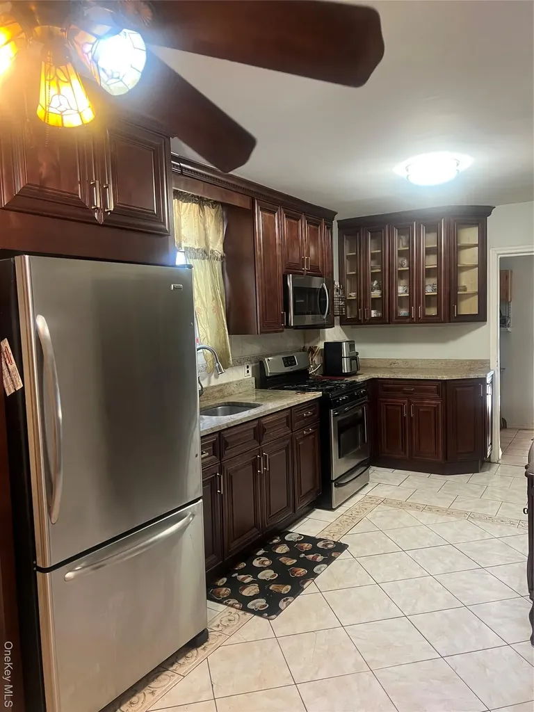 2267 Bruckner Boulevard Bronx NY 10472