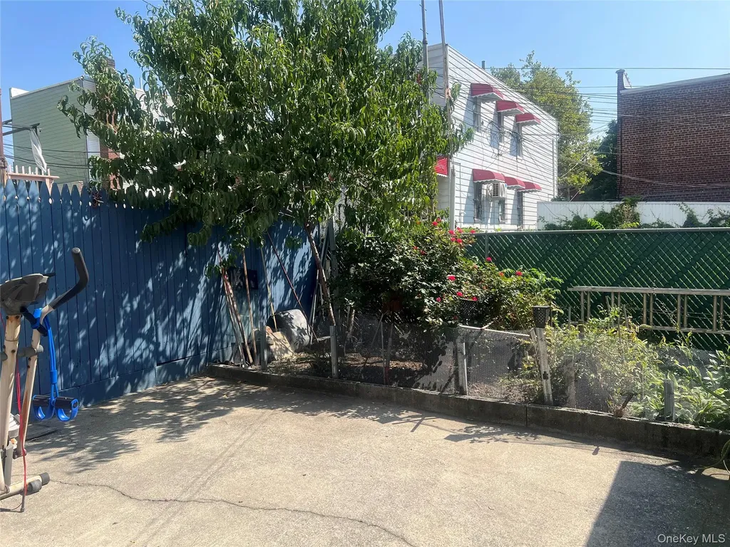 2267 Bruckner Boulevard Bronx NY 10472