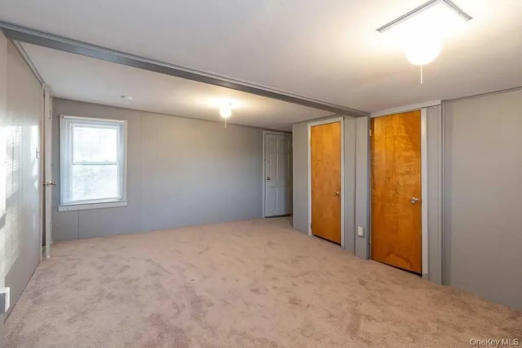 176 Smith Street Poughkeepsie NY 12601