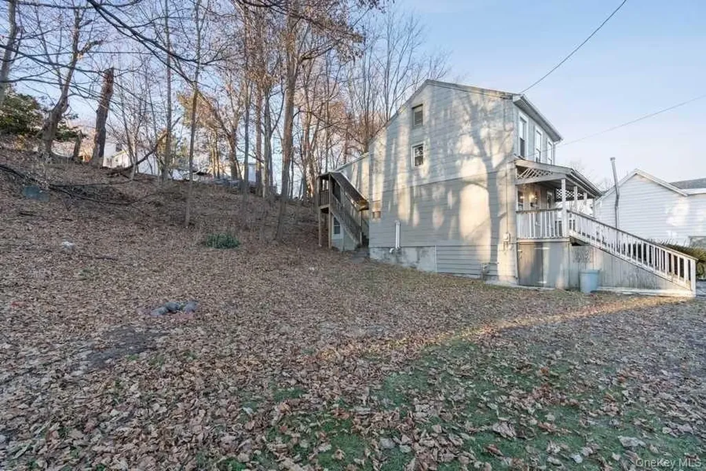 176 Smith Street Poughkeepsie NY 12601