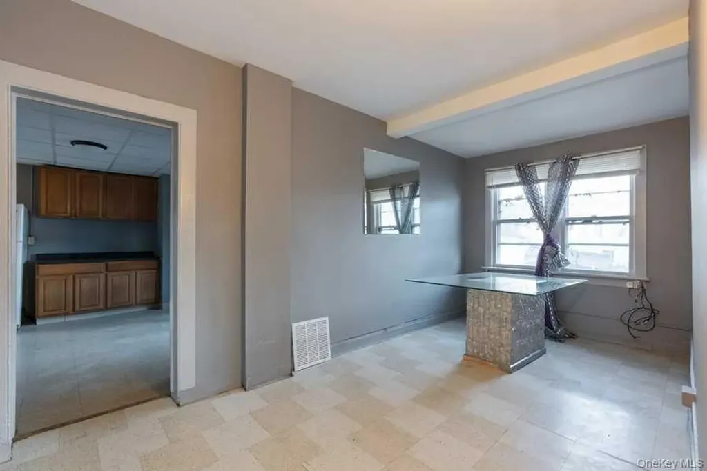 176 Smith Street Poughkeepsie NY 12601