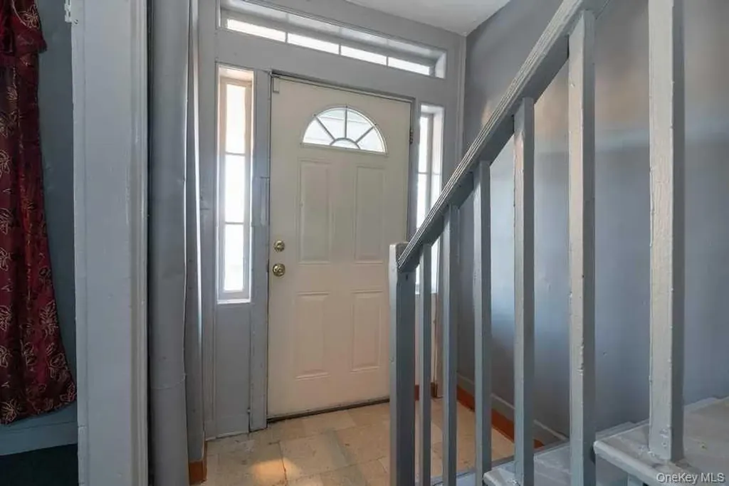 176 Smith Street Poughkeepsie NY 12601